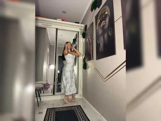 Offline Adel9 on BongaCams