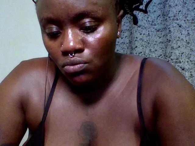 BongaCams AfroBooty is Freechat AfroBooty — being showered with tokens