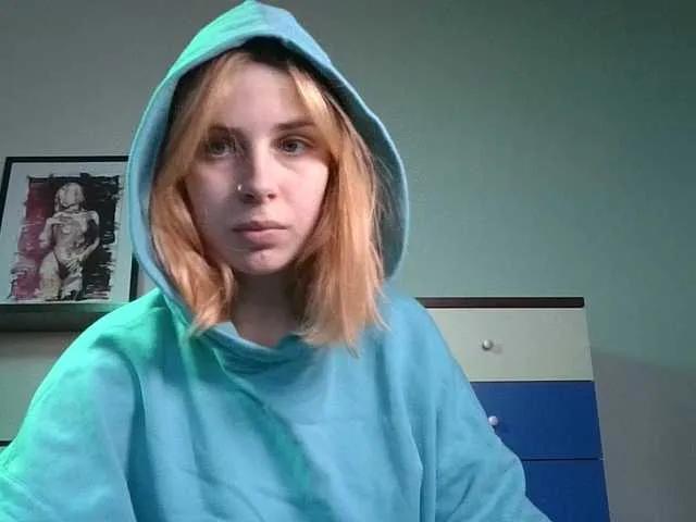 Offline AlisMoona on BongaCams