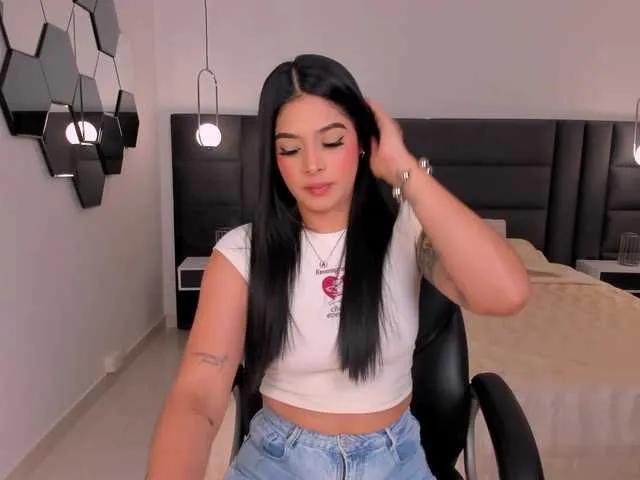 Offline AlyssaDean on BongaCams