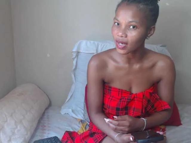 Freechat BadGirlMonaa on BongaCams
