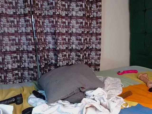 Blissloves — kisssing oral sex a  good spender i clit play lush play