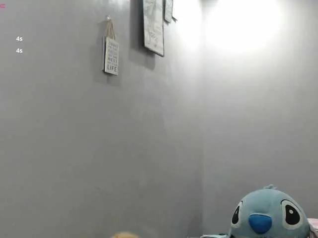 Freechat BubbleButtPinay on BongaCams