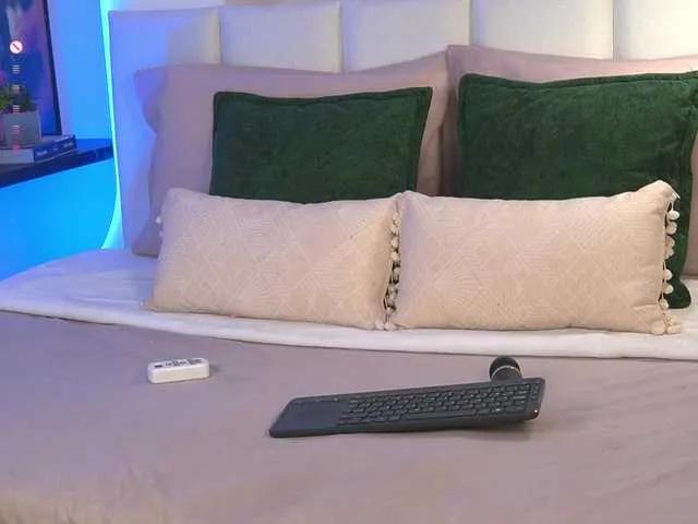 Offline Carol-Ferrer on BongaCams