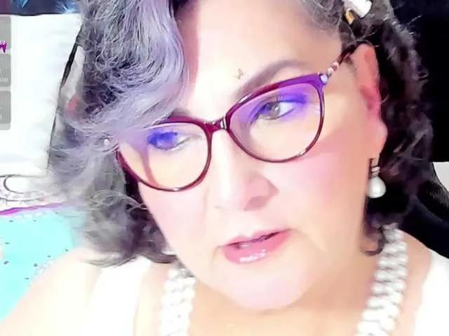 cataleya-mom on BongaCams 