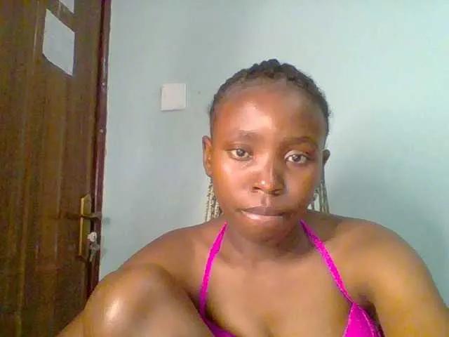 Freechat chocolate-brownie on BongaCams