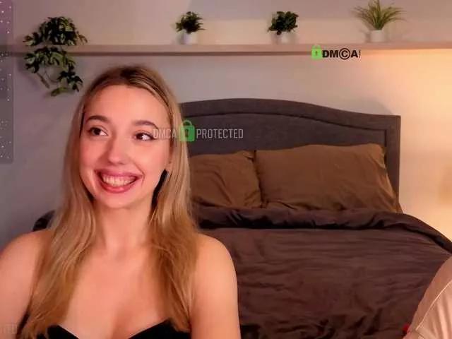 Freechat coffee-latte on BongaCams