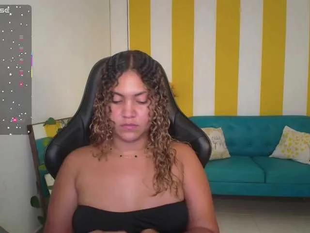 Offline cristalwar on BongaCams