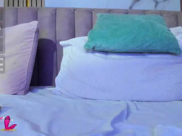 Freechat CristineSexy on BongaCams