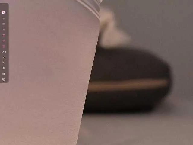 Offline CuteShine on BongaCams