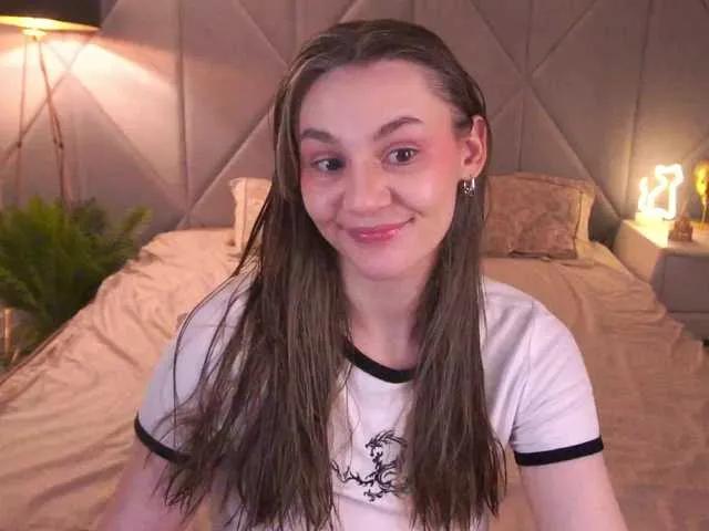 DiamondGoldie — Sometimes I want to be bossed around, sometimes I just want to be pampered and slowly made to tremble... And who will you be for me today - a strict teacher or a generous daddy? 