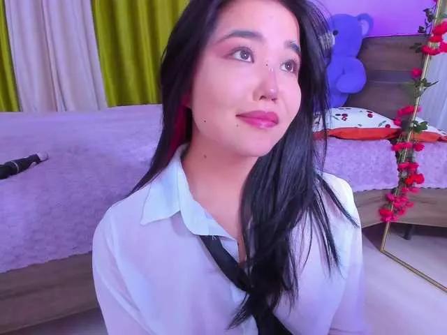 Offline Dollyiaa on BongaCams