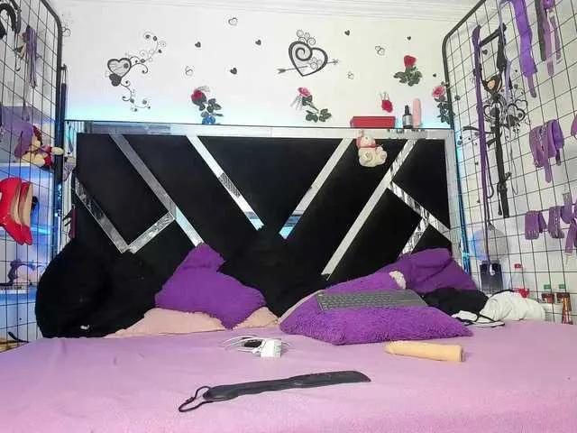 Dreamgirlss — Make hot conversations and play a little