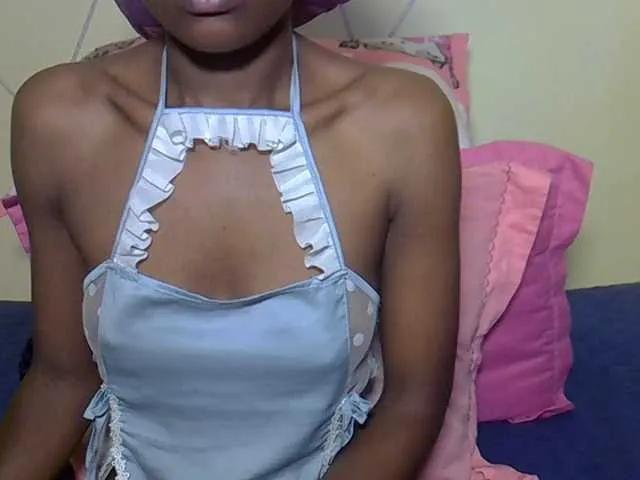 Offline Eboniana on BongaCams