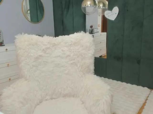 BongaCams ElisaBaxter is Freechat ElisaBaxter — A real man who knows how to treat a real woman .. but why dont u come and find out :P