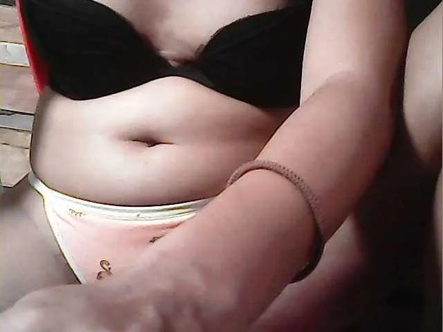 flowerhairypinay — someone who are good in sex talk,  a nice sense of humor a bonus with good looking guy xD