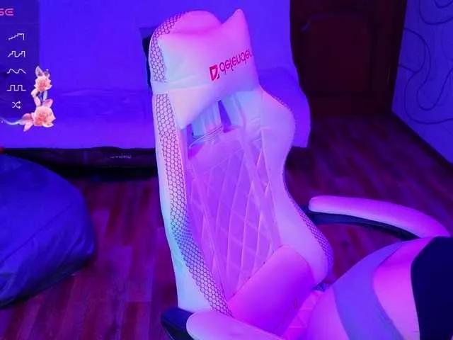 Offline GoddessKassie on BongaCams