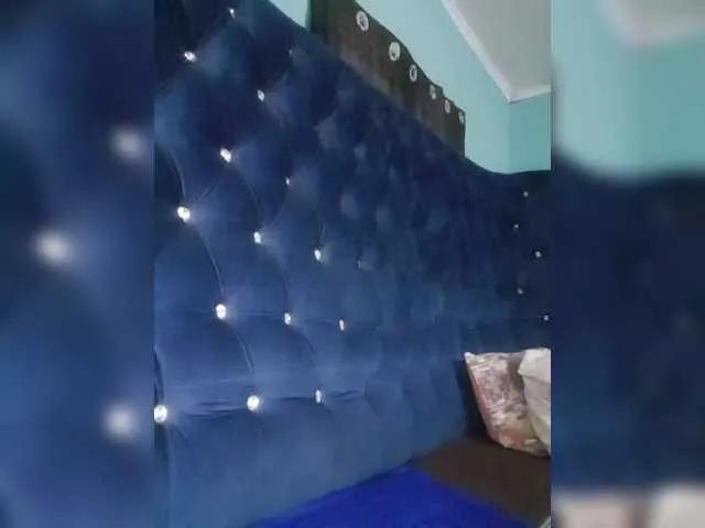 Offline Hennesy-Camila on BongaCams