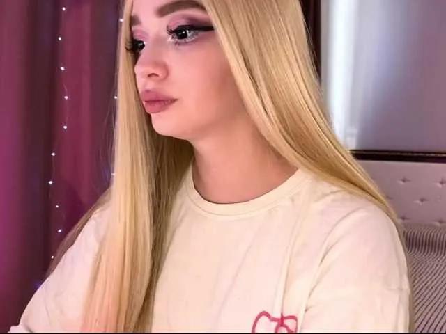 Offline heyleysativa on BongaCams