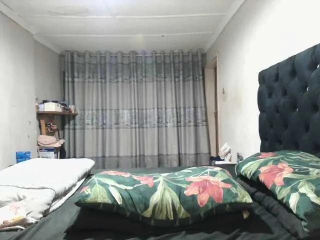 Indianmayaxoxo on BongaCams 