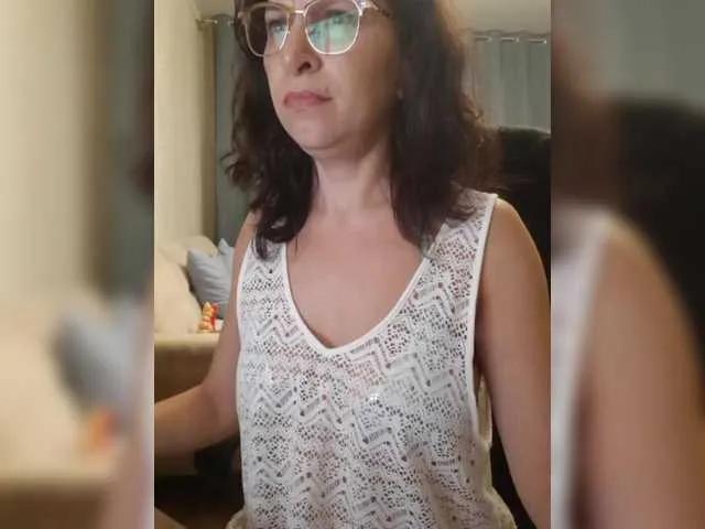 Freechat IriskaMai on BongaCams