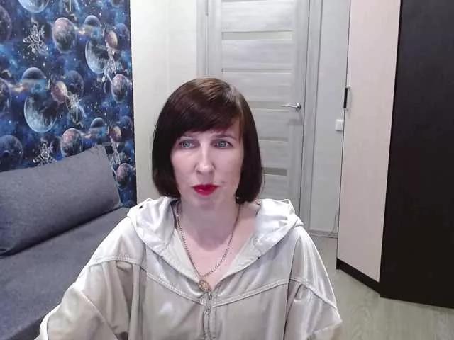 Offline JaneSkyline on BongaCams