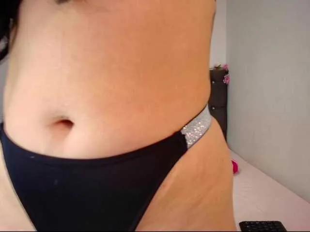 Offline JuliianaSmit on BongaCams