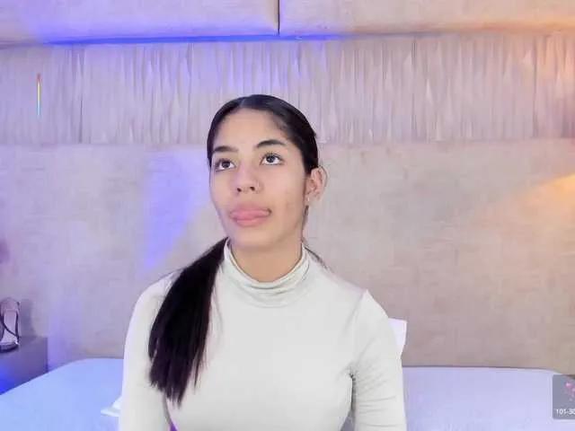 Freechat Kyraaa on BongaCams