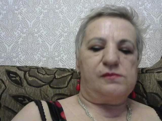 Freechat lara45 on BongaCams