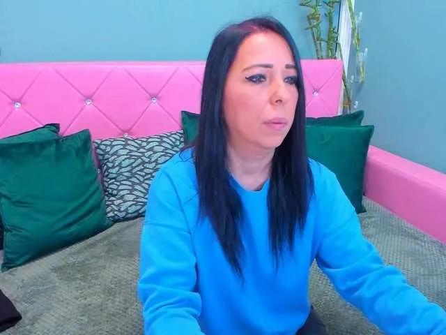 Offline LauraSinFull on BongaCams