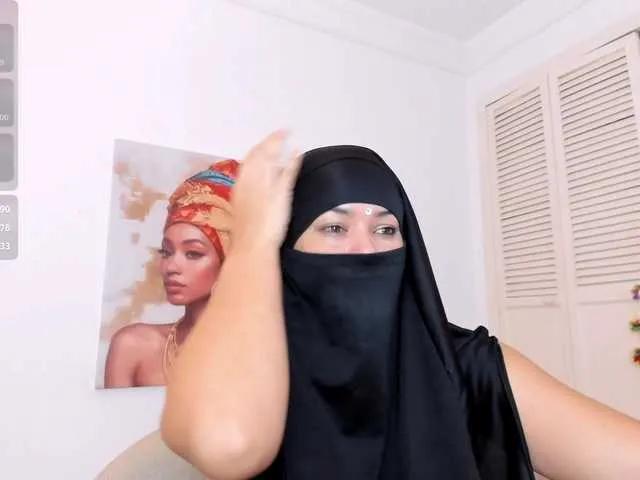 Offline Layla-arabelle on BongaCams