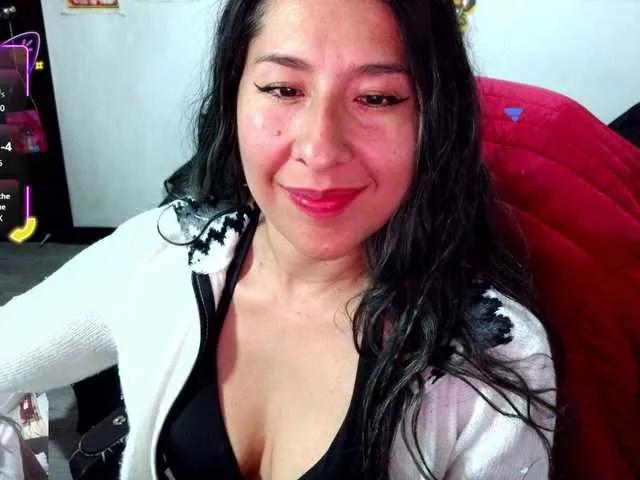 Offline Malishka19 on BongaCams