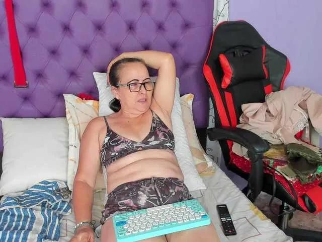 Offline MargothClain on BongaCams