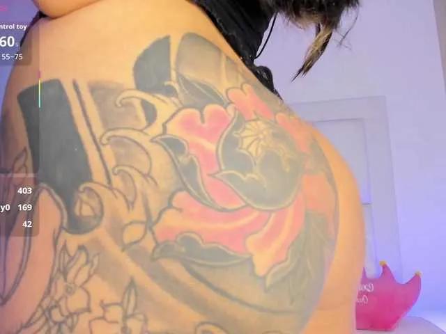 Freechat MAY-ZENNIN on BongaCams