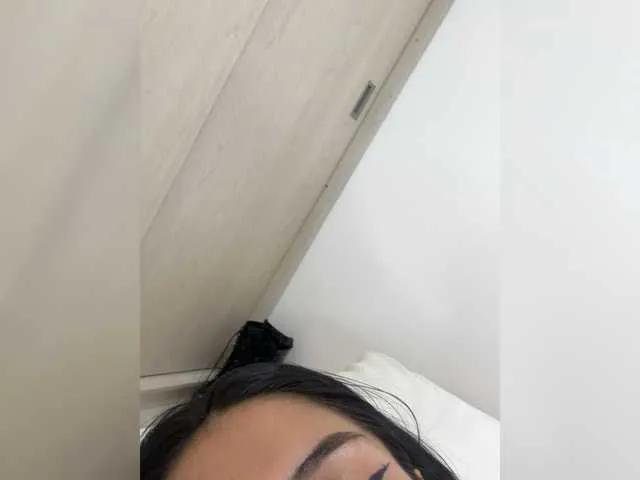 Freechat MAY-ZENNIN on BongaCams