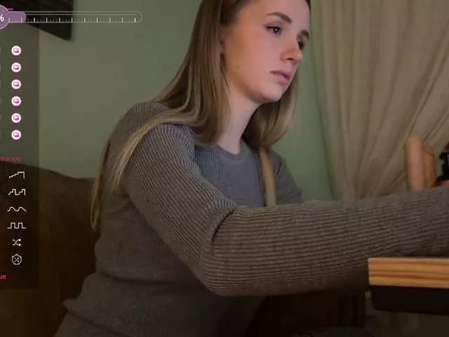 Offline MyrS12 on BongaCams