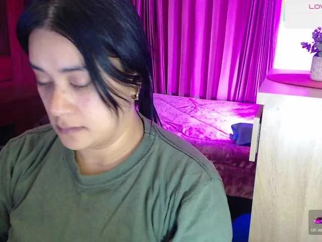 Offline princesakelly on BongaCams