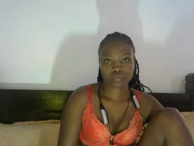 Offline queen-ebony2 on BongaCams