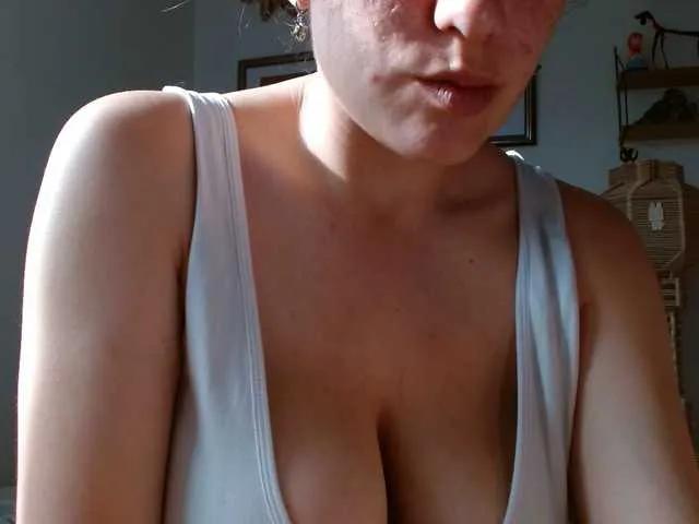 Offline Ratienterciopelo on BongaCams