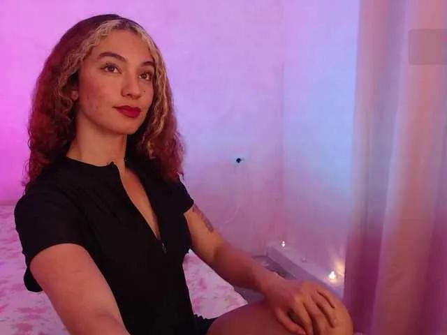 RedVelvett- — Freechat on BongaCams