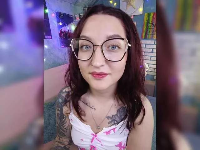 Freechat Rosia-Guess on BongaCams