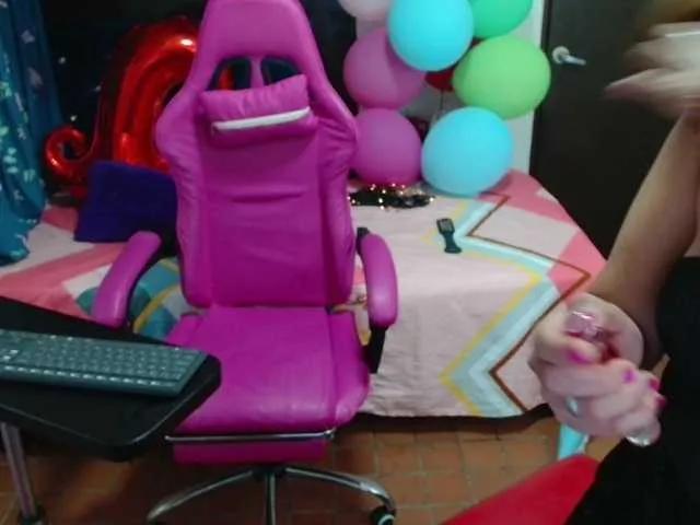 Freechat rous-kinky on BongaCams