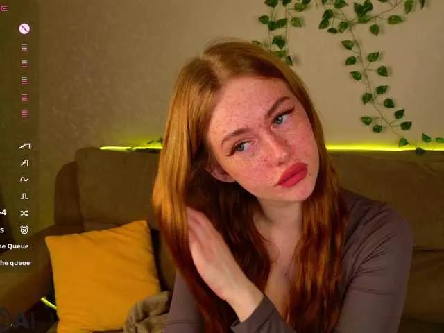 Offline Roxy-Sunny on BongaCams