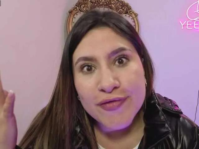 SAAYA-TAY on BongaCams 