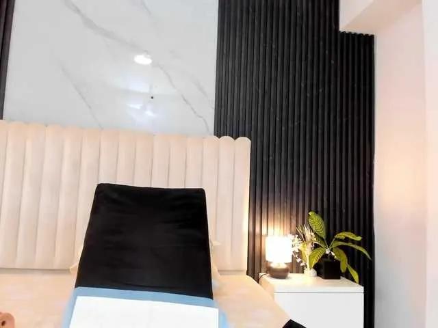 Samantha-Claus on BongaCams 