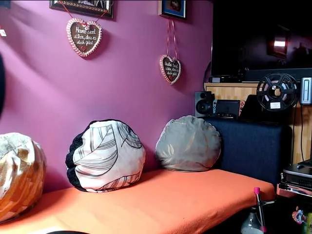 BongaCams Sexymelli18 is Freechat Sexymelli18 — wenn man mich beobachtet