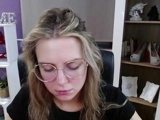 Freechat soft-zoey on BongaCams