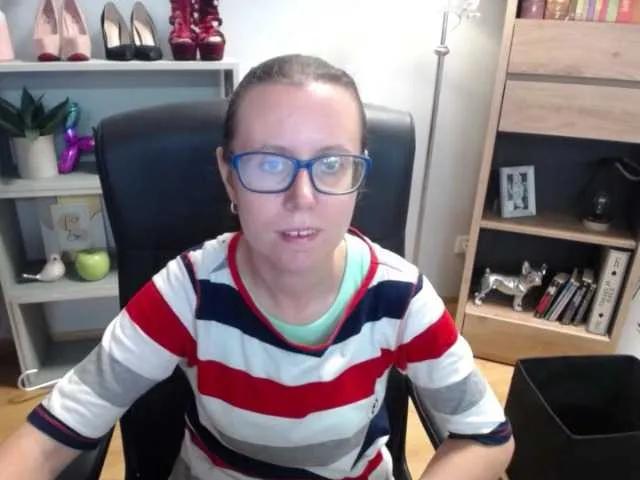 Offline sparkleLizzy on BongaCams