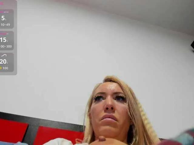 Offline Suuzykiss on BongaCams