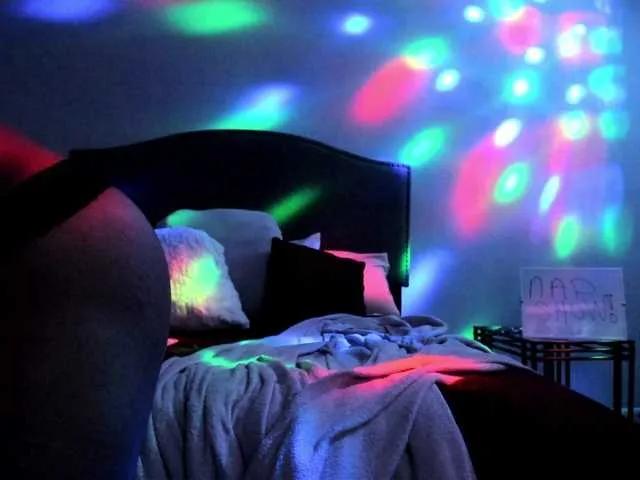 Offline Yiauana on BongaCams